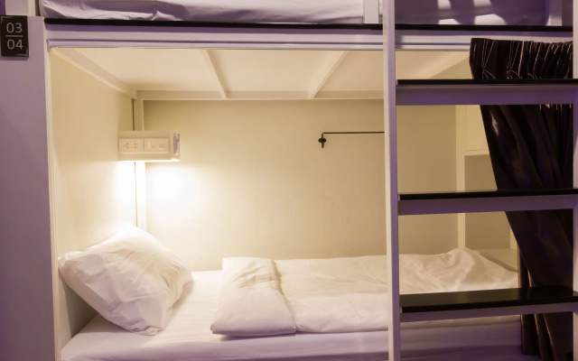 Diff Hostel
