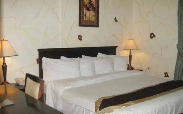 Al-Ghazal Suites Hotel