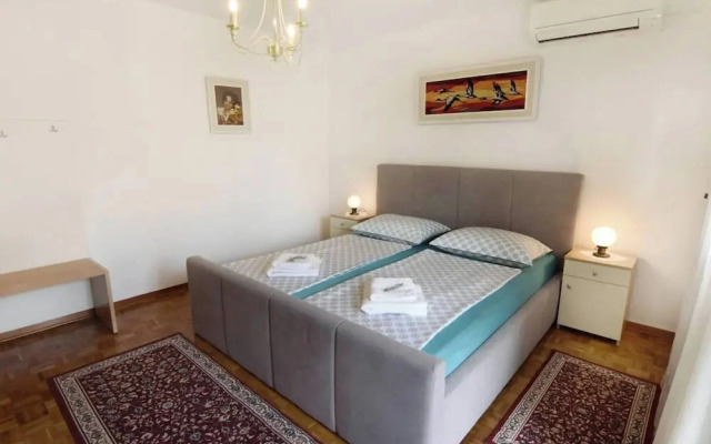 Bright Apartment in Umag
