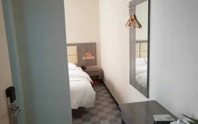 Feidong Zhongcheng Express Hotel