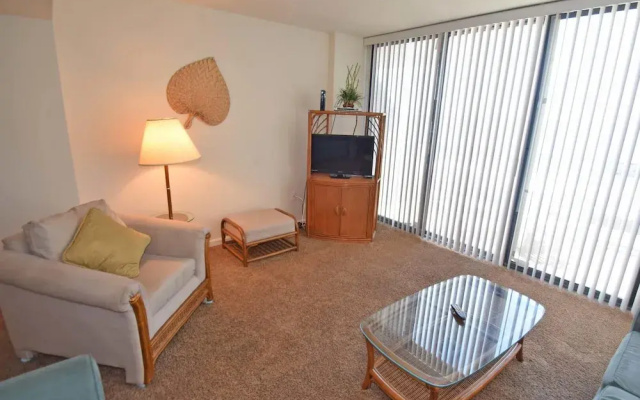 Century I 702 2 Bedroom Condo by RedAwning