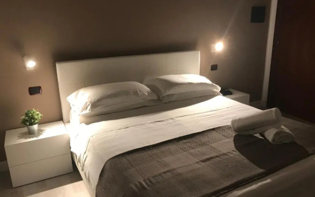 Holiday Rooms Portale Pirrera