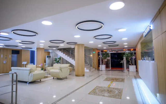 Hotel Tomis