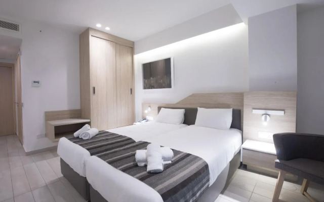 Evalena Beach Hotel