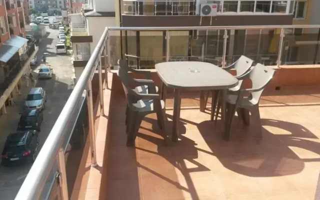 Plamena Apartments
