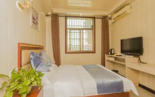 Shunfeng Business Hotel (Nanchang Airport)