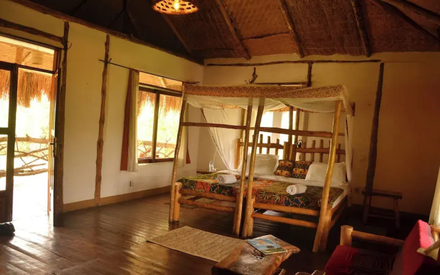 Topi Lodge