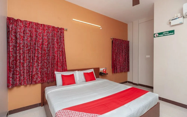 Oyo 29278 Sri Laya Guest House