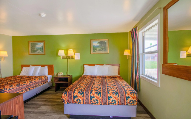 Travelier Motel - Macon