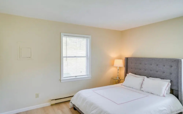 Peaceful Catskills Condo w/ Deck + Mountain View!
