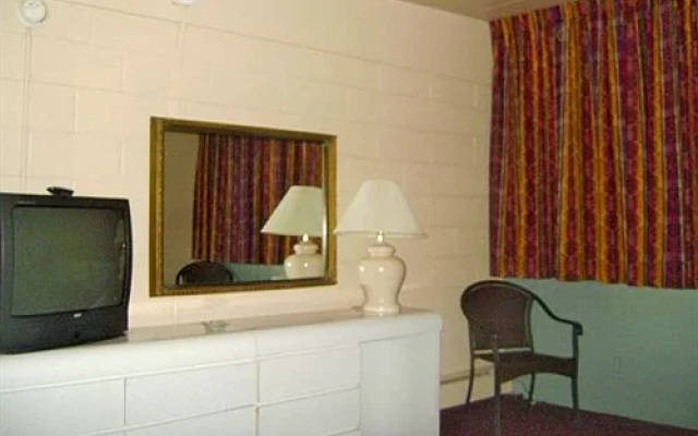 Plantation Motel