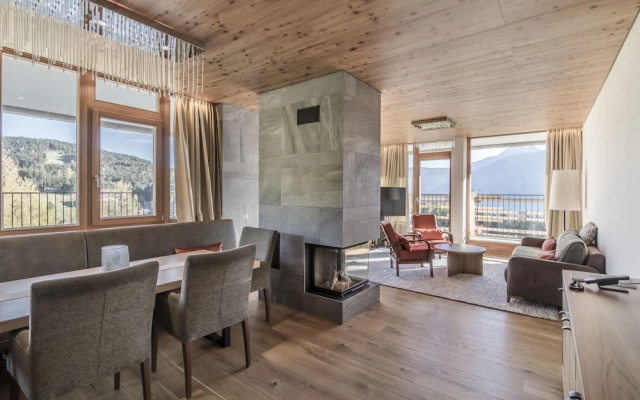 Nidum Casual Luxury Hotel