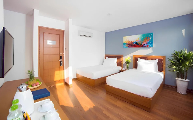 Sunset Sea Hotel