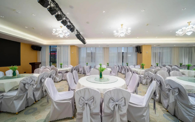 Vienna International Hotel (Cangzhou Free Trade Area Branch)
