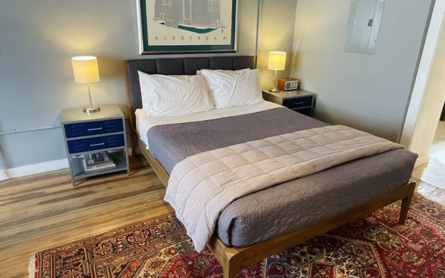 The Lincoln Marfa