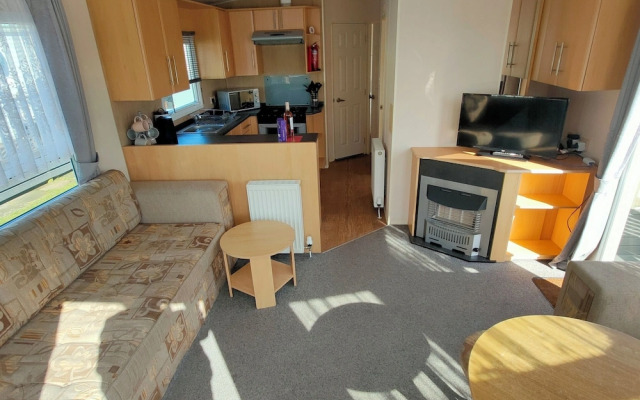 Immaculate 2 Bedroom Caravan in Ingoldmells,