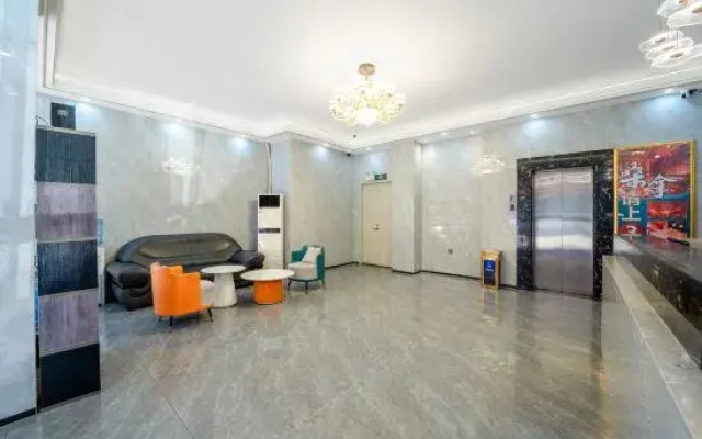 Sunshine Holiday Hotel
