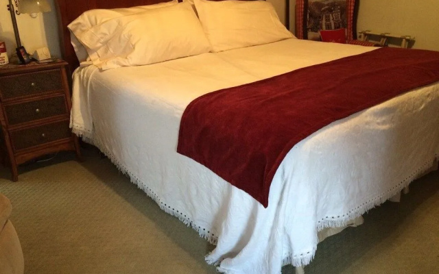 Campbell House B&B