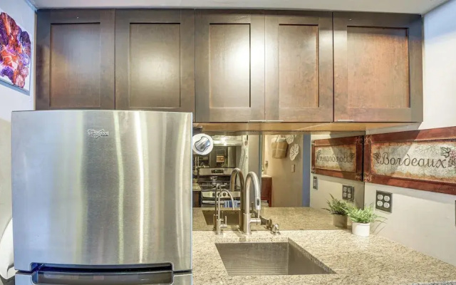 Daytona Beach Retreat: Beach Access!