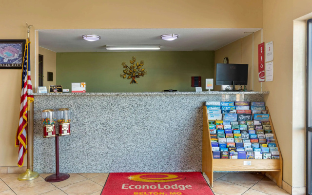 Econo Lodge Belton - Kansas City South