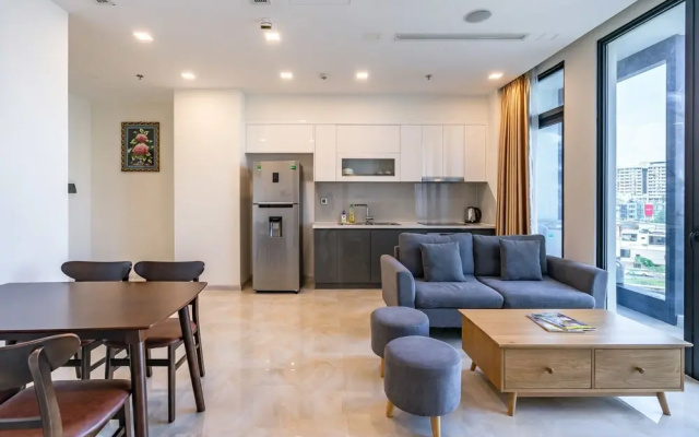 Halo Apartment