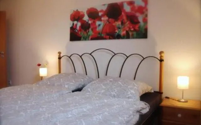 Ferienwohnung Kirchturmblick Euren