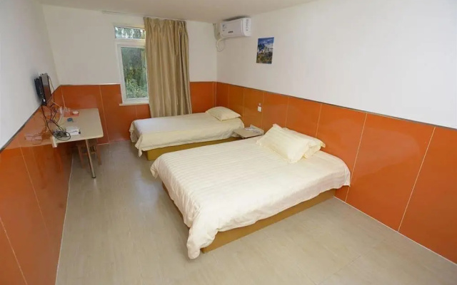 99 Inn Shanghai Tibet North Road