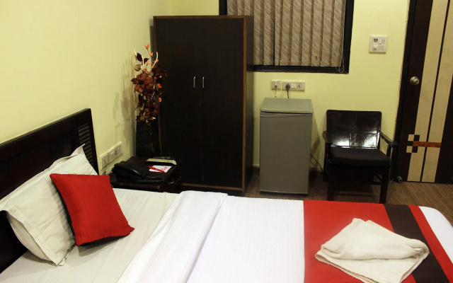 Asees Inn Hotel