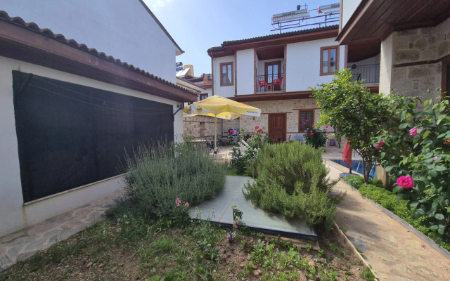 Отель Sabah Homes