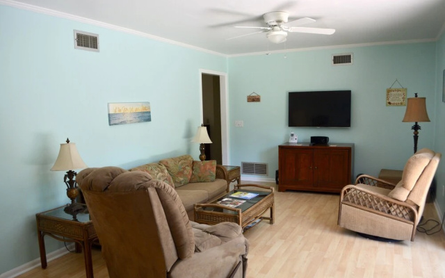 A Jekyll Interlude by Jekyll Realty