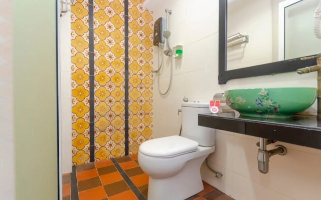 Capital O 91277 Nur Villa Hotel