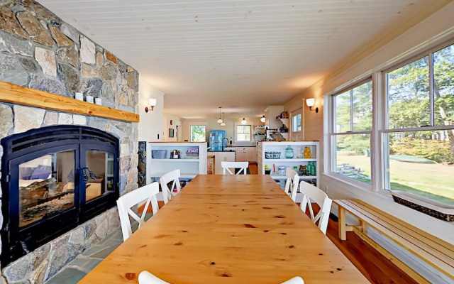 46 Maquoit Drive Home