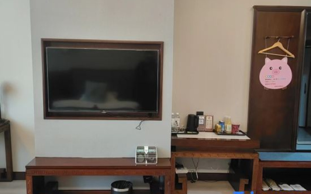 Yucheng Hotel