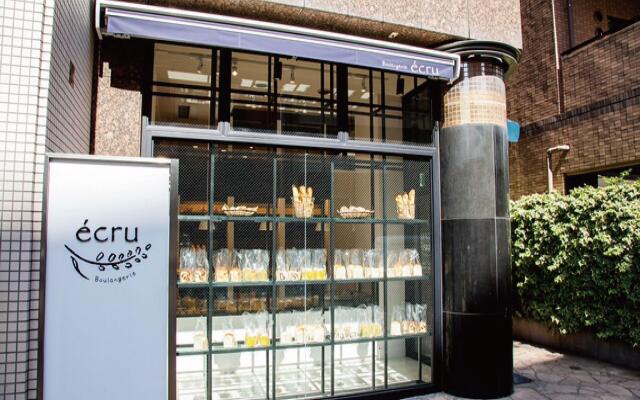 APA Hotel Nishiazabu вид на фасад