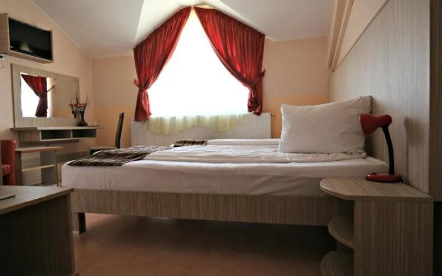 Pension Varadia