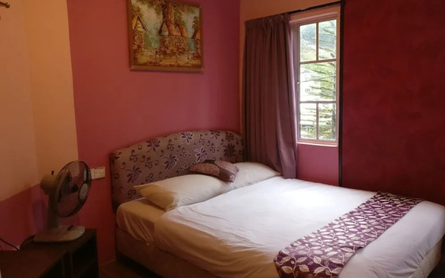 CranesBill Hotel