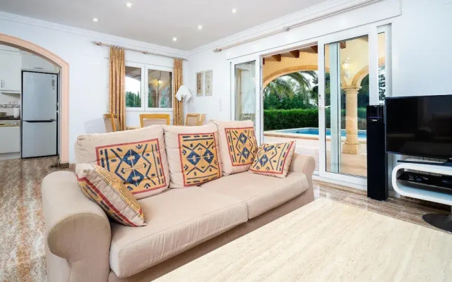 3-bed Villa Las Rotas