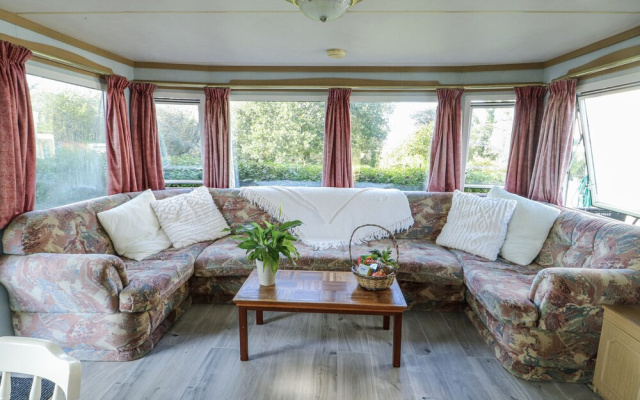 Meadow Island Caravan