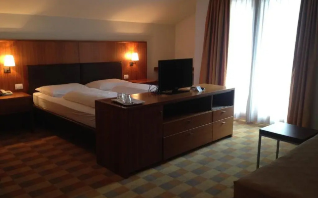 Hotel Tubris & Appartements - Hotel Tubris