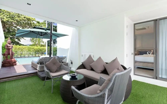 3br Luxury Beachfront Pool Villa