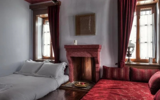 Nymfes Hotel