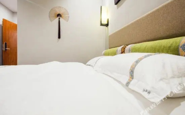 Jiuqi · Chanzhongchan Boutique Hostel