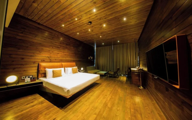 Pledge Scape Negombo