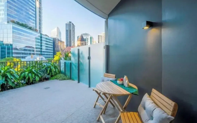 Kozyguru | Brisbane Cbd | 1 Bed Apt | Spire