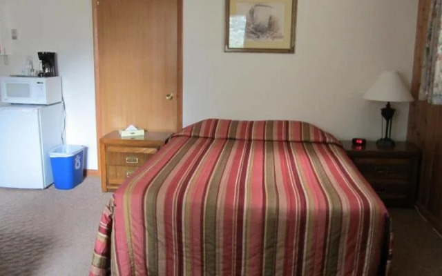 The Gateway Inn