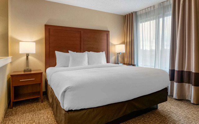 Comfort Inn PA Turnpike - 1-81