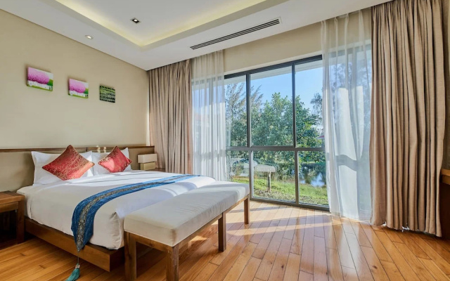 The Ocean Suites