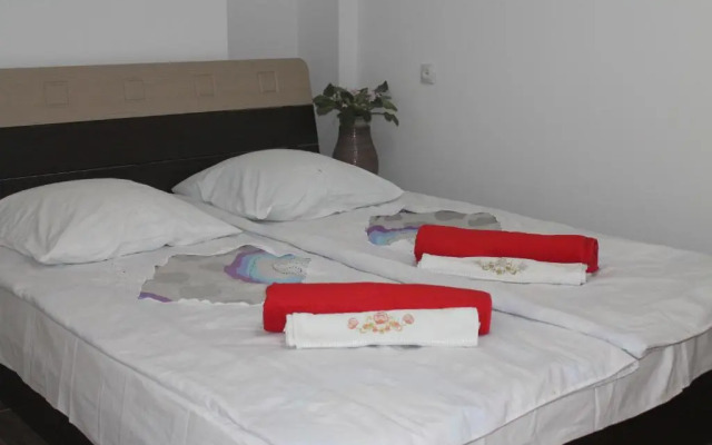 Sesili's Apartment