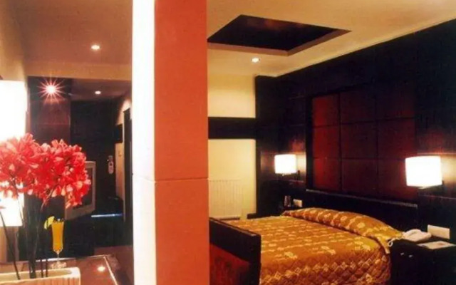 Quality Inn River Country Resort