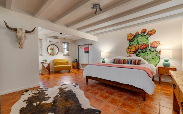 Pecos Trail Inn